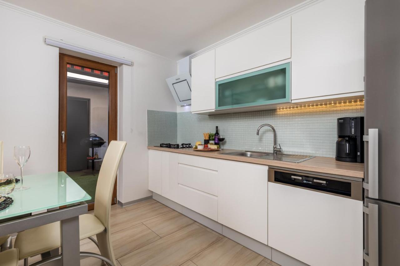 Apartamento Nobis Rijeka Exterior foto